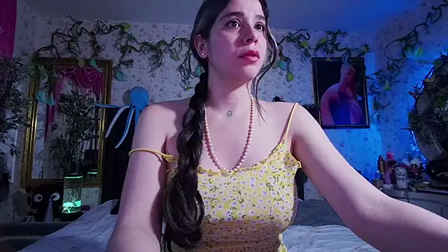 Elizabeth77  online show from March 17, 10:27 am