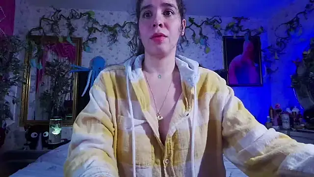 Elizabeth77  online show from March 18, 10:25 am