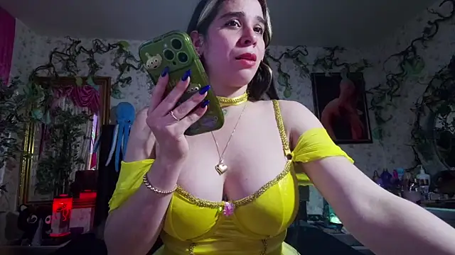 Elizabeth77  online show from October 17, 8:22 pm