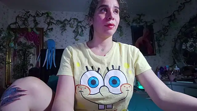 Elizabeth77  online show from October 18, 9:48 pm