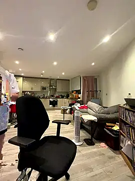 LondonTeffy online show from May 27, 9:12 pm