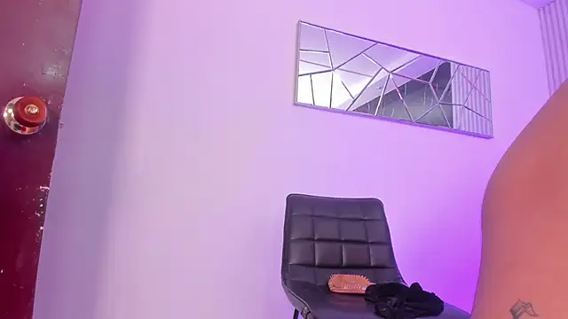 Mell Saenz online show from March 22, 1:41 pm