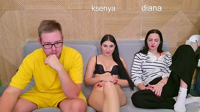 Ksenny online show from November 4, 3:55 pm