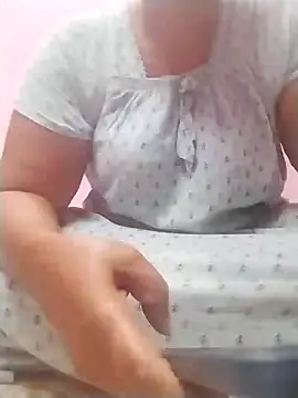 Tamilpriya46 online show from January 31, 1:34 pm