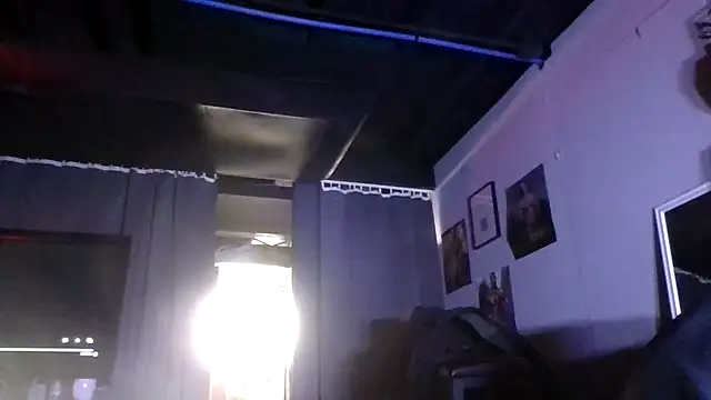 Paulhenry online show from December 15, 6:12 pm