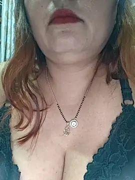 Dianaa9 online show from May 9, 8:30 am