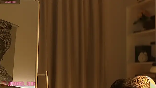 Snapshot of SophieCharm chatting on March 20, 4:50 am SophieCharm online show from March 20, 4:50 am