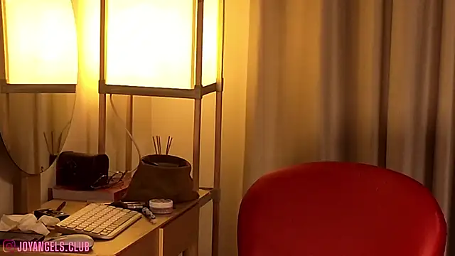 SophieCharm online show from July 4, 4:40 am