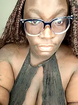 Snapshot of Toomuch_Squirt chatting on January 13, 5:02 pm Toomuch Squirt online show from January 13, 5:02 pm