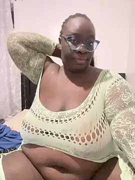 Snapshot of Toomuch_Squirt chatting on September 11, 3:39 am Toomuch Squirt online show from September 11, 3:39 am