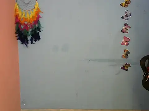 Snapshot of Black_cat_cutie chatting on February 6, 5:46 am Black cat cutie online show from February 6, 5:46 am