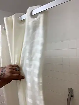 curvedicbandit6 2 online show from December 13, 11:45 am