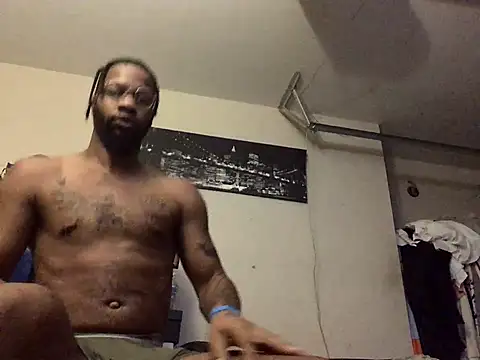 Snapshot of curvedicbandit6_2 chatting on August 3, 9:04 am curvedicbandit6 2 online show from August 3, 9:04 am