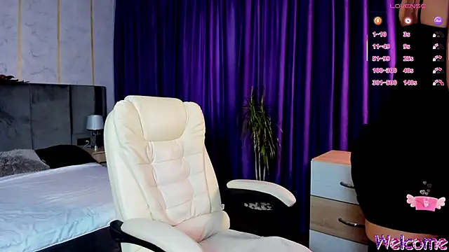 -KASANDRA- online show from October 7, 2:03 pm