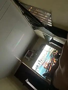 mfloressd14 online show from October 18, 2:51 pm