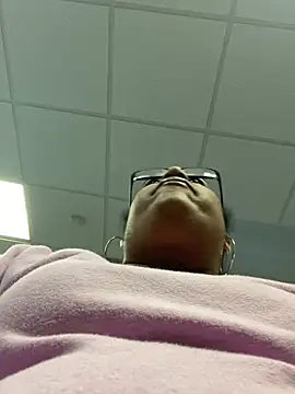 Snapshot of ebonyred chatting on January 28, 8:36 pm ebonyred online show from January 28, 8:36 pm