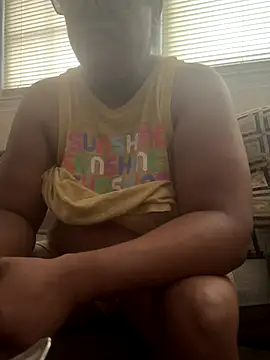 Snapshot of ebonyred chatting on September 12, 12:49 pm ebonyred online show from September 12, 12:49 pm