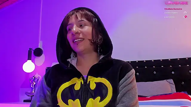 Snapshot of hey_noraly chatting on November 14, 4:11 am hey noraly online show from November 14, 4:11 am