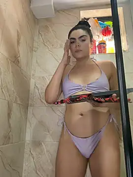 cheryl blossom69 online show from May 3, 8:59 pm