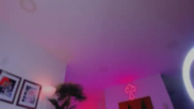 Taylor  foxxx online show from October 15, 4:45 am