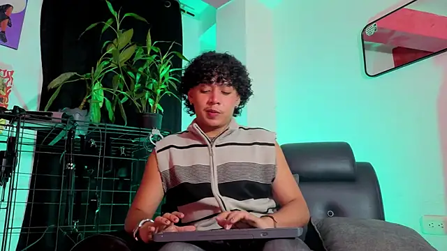 GaelOconner online show from July 25, 3:37 am