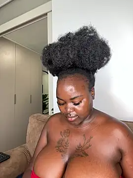 Honeycoco0211 online show from March 27, 8:09 am