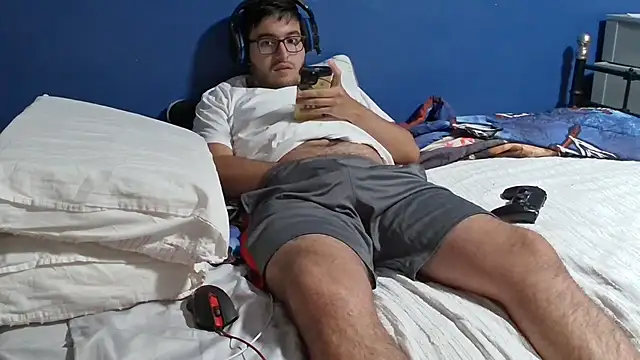 bwcalexander online show from September 12, 1:49 am