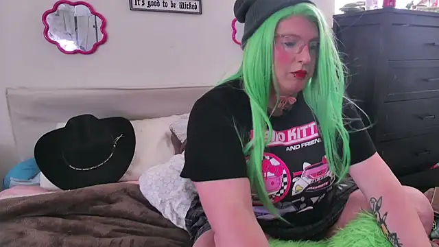 Snapshot of Blakelytgirl chatting on November 23, 3:45 pm Blakelytgirl online show from November 23, 3:45 pm