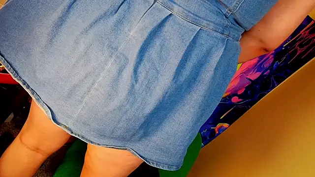 Blakelytgirl online show from May 13, 9:33 pm