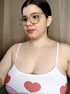 Snapshot of Danzel1105 chatting on September 21, 2:08 pm Danzel1105 online show from September 21, 2:08 pm