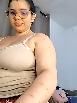 Snapshot of Danzel1105 chatting on October 23, 2:55 am Danzel1105 online show from October 23, 2:55 am