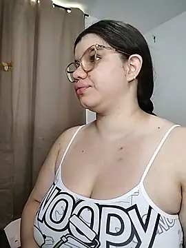 Danzel1105 online show from July 8, 2:54 pm