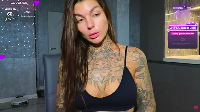 tattooedBabyy online show from January 15, 10:49 am