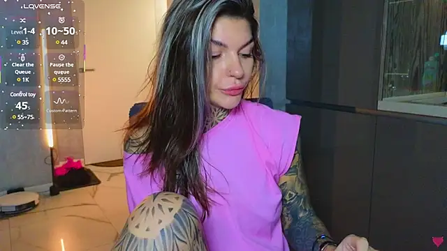 tattooedBabyy online show from March 20, 11:16 am