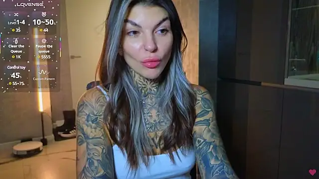 tattooedBabyy online show from March 21, 11:22 am