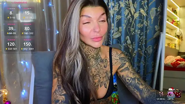 tattooedBabyy online show from December 14, 9:14 am