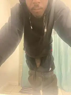 Snapshot of chocolatemeatstick25 chatting on February 12, 8:27 am chocolatemeatstick25 online show from February 12, 8:27 am