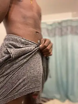 Snapshot of chocolatemeatstick25 chatting on February 20, 9:55 am chocolatemeatstick25 online show from February 20, 9:55 am