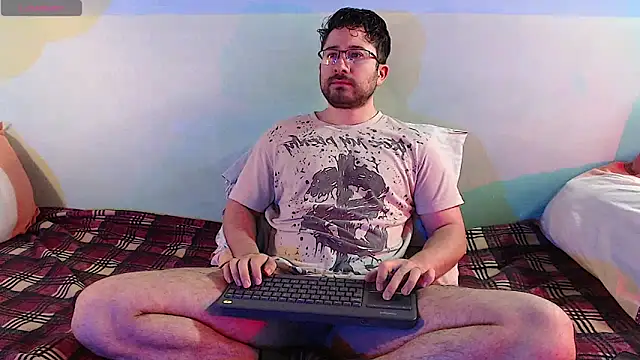 Snapshot of teddy_foster chatting on March 24, 1:27 pm teddy foster online show from March 24, 1:27 pm