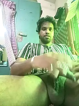 Snapshot of Dinesh2151@xh chatting on April 16, 7:53 am Dinesh2151xh online show from April 16, 7:53 am