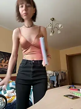 Crayzy Luv online show from December 21, 5:03 am