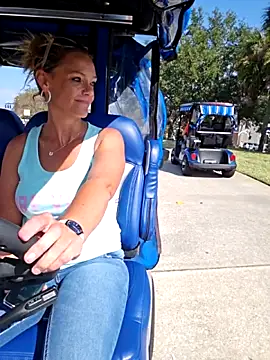 Snapshot of Dixiefaye_Pika chatting on November 24, 5:12 pm Dixiefaye Pika online show from November 24, 5:12 pm