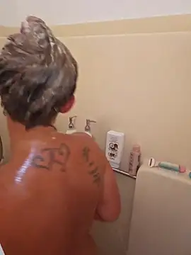 Snapshot of Dixiefaye_Pika chatting on November 30, 11:14 am Dixiefaye Pika online show from November 30, 11:14 am