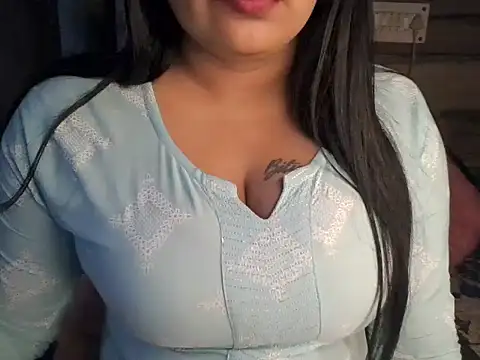 Trezza online show from January 18, 8:23 pm