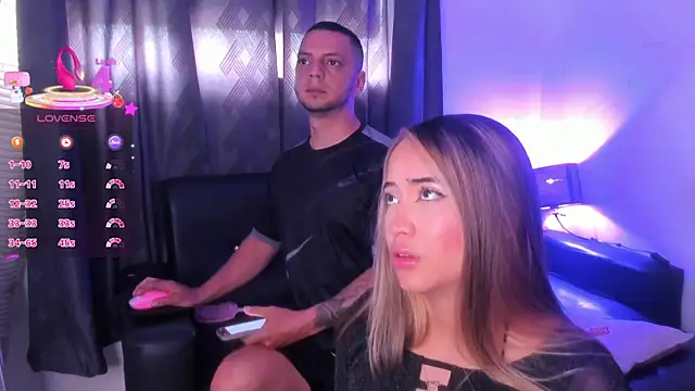 ScarlettAndClark online show from July 23, 3:54 pm