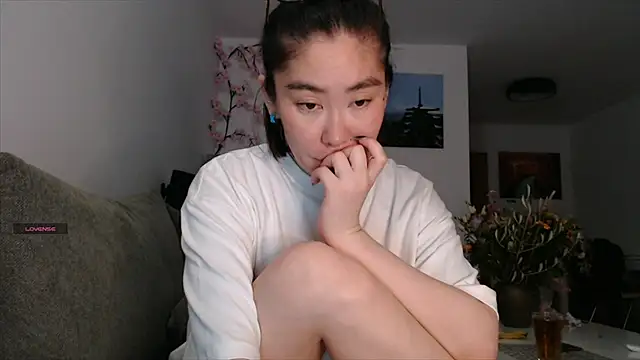 Kunimitsuu  online show from September 14, 10:31 pm
