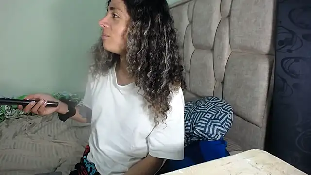 Snapshot of Nadia_Monroe chatting on December 4, 10:08 pm Nadia Monroe online show from December 4, 10:08 pm