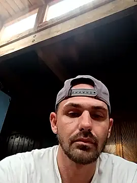 Snapshot of kumincider chatting on October 21, 1:34 pm kumincider online show from October 21, 1:34 pm