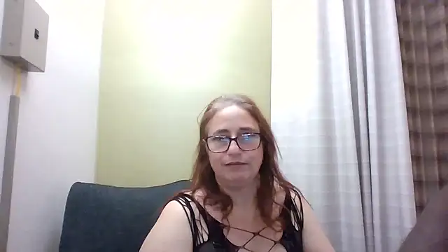 Snapshot of ImTheRealDLW chatting on January 9, 12:14 am ImTheRealDLW online show from January 9, 12:14 am