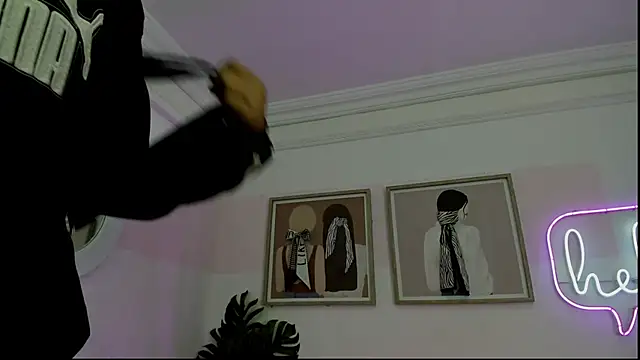 Snapshot of Miakhalifa_7 chatting on February 4, 3:34 am Miakhalifa 7 online show from February 4, 3:34 am